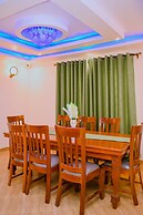 Lux Suites Lions Den Holiday Homes