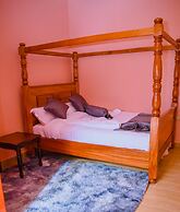 Lux Suites Lions Den Holiday Homes