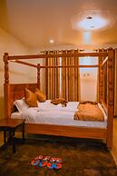 Lux Suites Lions Den Holiday Homes