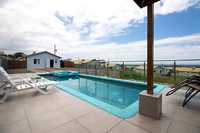 Private Pool Private Chef Discoverybay 24hr Secure