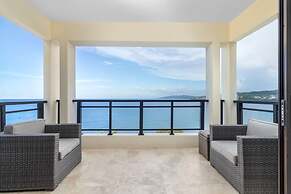 Panoramic Cliffside Luxe Villa