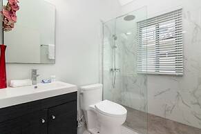Draxhall Beach Access Gated Community Full Air Con
