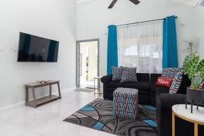 Draxhall Beach Access Gated Community Full Air Con
