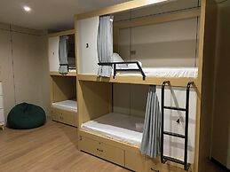 BuenaSentro Hostel
