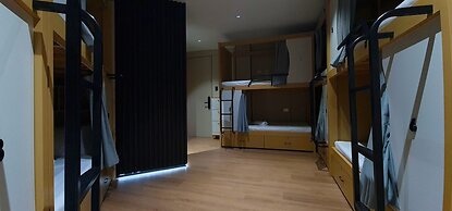 BuenaSentro Hostel