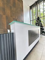 Easy Stay at the Lennox