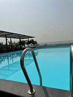Easy Stay at the Lennox