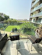 Easy Stay at the Lennox