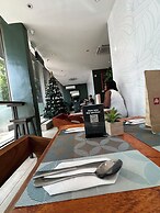 Easy Stay at the Lennox