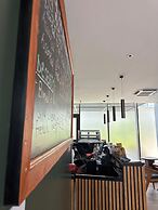 Easy Stay at the Lennox