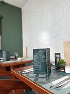 Easy Stay at the Lennox