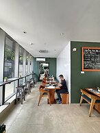 Easy Stay at the Lennox