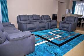 Lux Suites comfy Homestays Nakuru