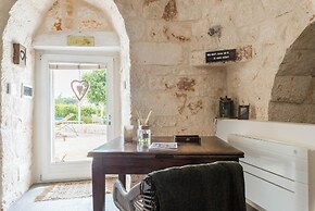 Trullo Letizia con piscina