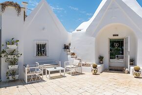 Trullo Letizia con piscina