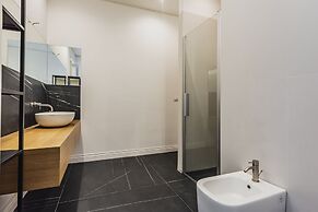 Upscale Urban Apartment by Wonderful Italy