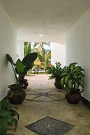 COSTA MADERO RESORT