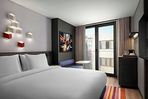 Aloft Istanbul Karakoy