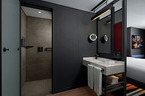 Aloft Istanbul Karakoy