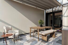 Aloft Istanbul Karakoy