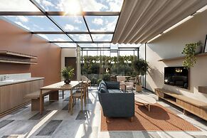 Aloft Istanbul Karakoy