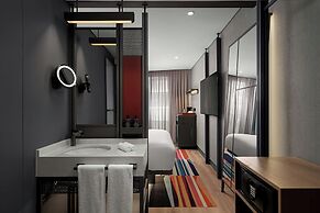Aloft Istanbul Karakoy