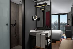 Aloft by Marriott Istanbul Karakoy