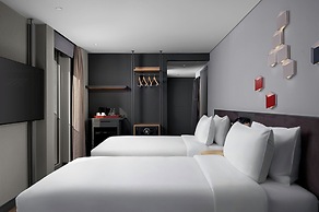Aloft Istanbul Karakoy
