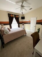 Quiet Lakeview Home