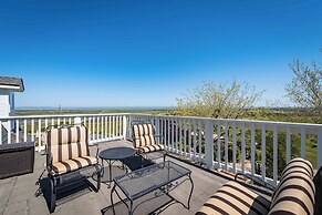 Hidden Acre Vineyard