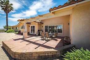 Hilltop Oasis