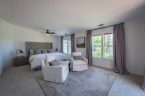 Hilltop Oasis