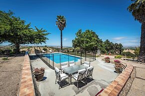 Hilltop Oasis