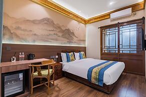 Peking quadrangle Hotel