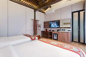 Peking quadrangle Hotel