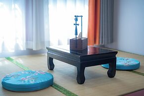 Peking quadrangle Hotel