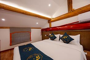 Peking quadrangle Hotel