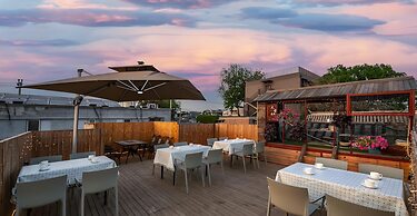 Peking quadrangle Hotel