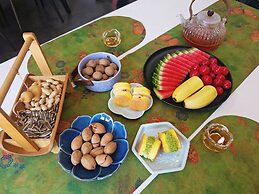 Peking quadrangle Hotel