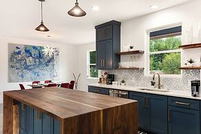 Luminous and Cozy 3BR 2Bath Escape
