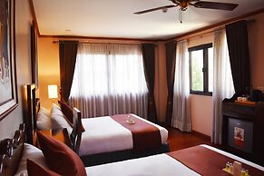 Leonard Wood Pines Hotel