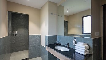 Pallacia A Luxury Hotel