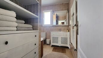Ibiza Sunshine Hideaway