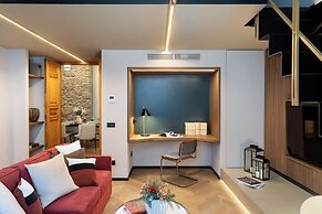 Arts & Crafts Apartments