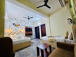 HOTEL DREAM PALACE