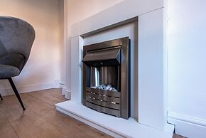 Leybourne House