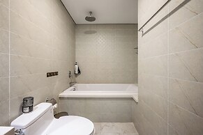 PD Pristine Apartment Landmark Plus