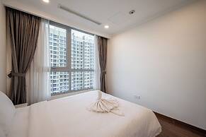 PD Pristine Apartment Landmark Plus