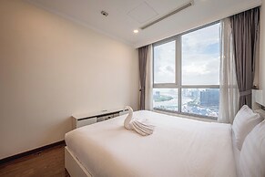 PD Pristine Apartment Landmark Plus