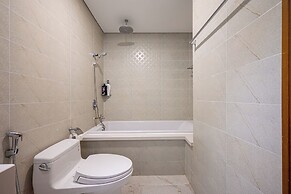 PD Pristine Apartment Landmark Plus